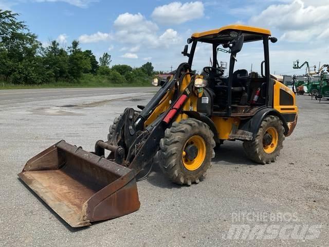 JCB 407 輪胎式裝載機