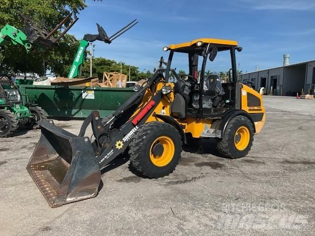 JCB 407 輪胎式裝載機