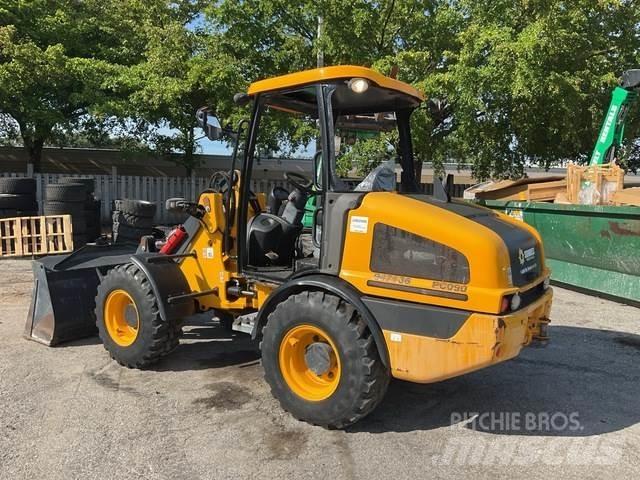 JCB 407 輪胎式裝載機