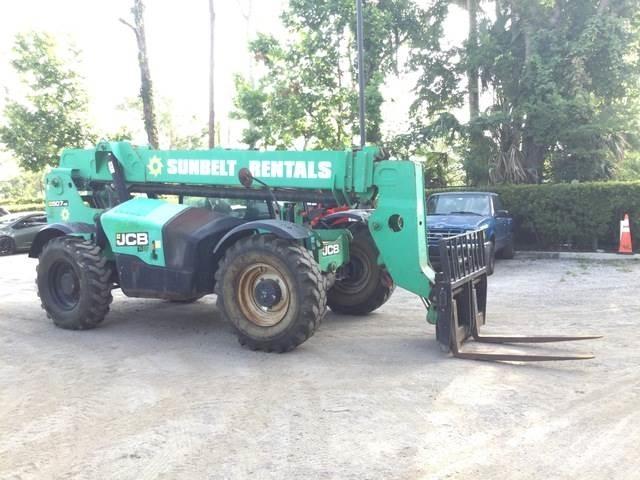 JCB 507-42 伸縮臂操作車