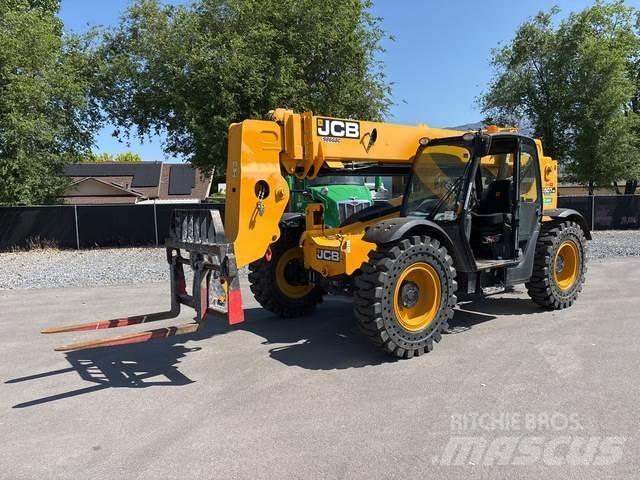JCB 507-42 伸縮臂操作車