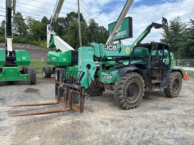 JCB 507-42 伸縮臂操作車