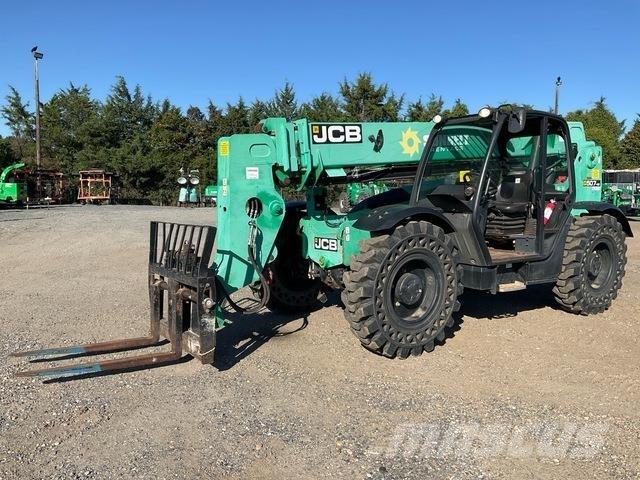 JCB 507-42 伸縮臂操作車