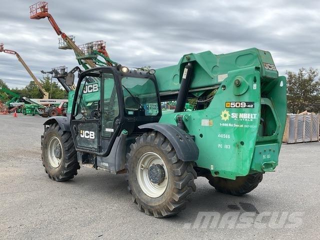 JCB 509.42 伸縮臂操作車