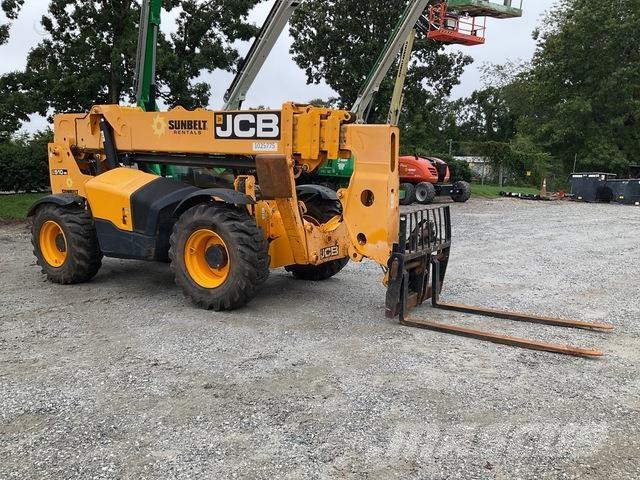 JCB 510-56 伸縮臂操作車