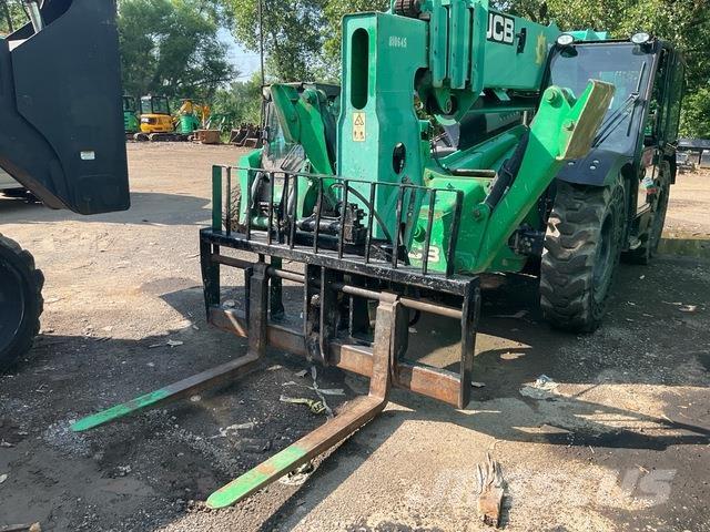 JCB 510-56 伸縮臂操作車