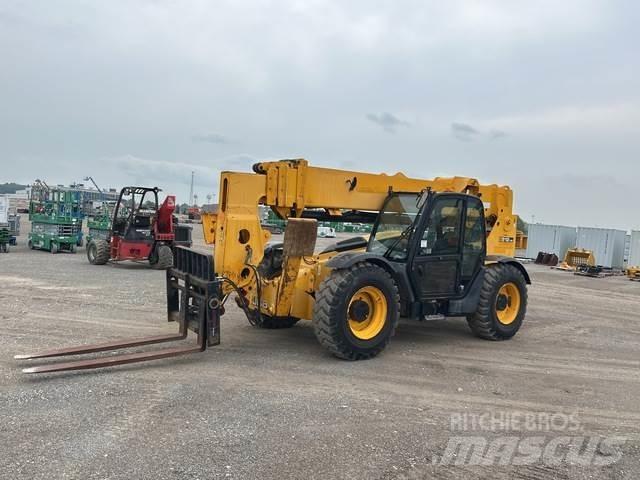 JCB 512-56 伸縮臂操作車