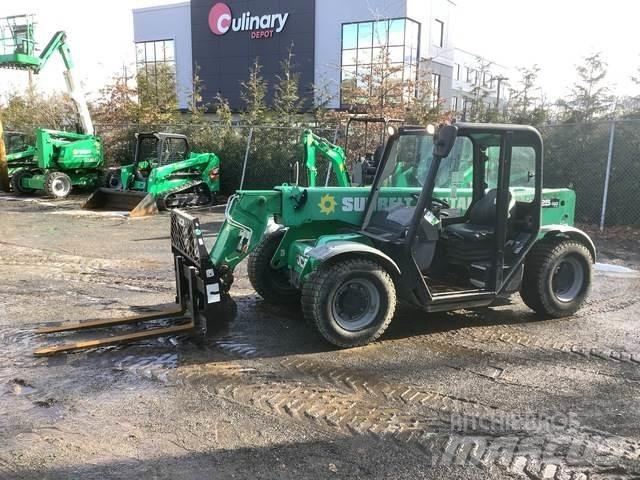 JCB 525-60 伸縮臂操作車