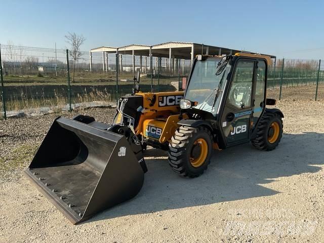 JCB 525-60E AG 伸縮臂操作車