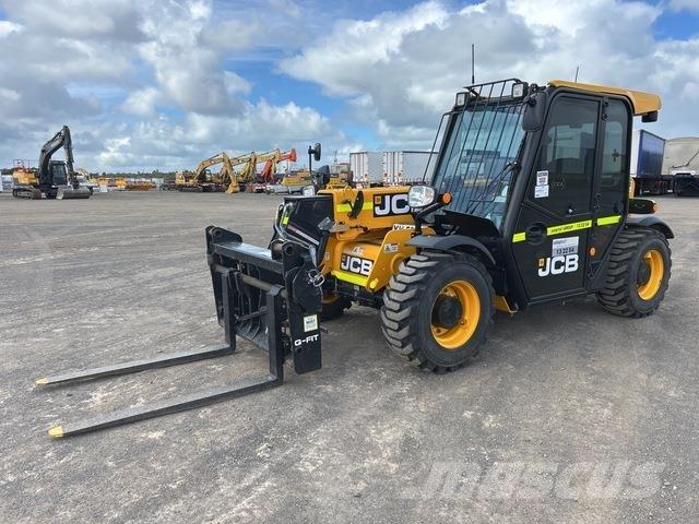 JCB 525-60T4 伸縮臂操作車