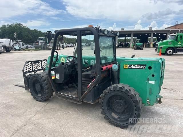 JCB 525-60T4 伸縮臂操作車