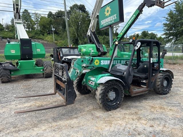 JCB 525-60T4 伸縮臂操作車