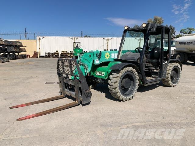 JCB 525-60T4 伸縮臂操作車