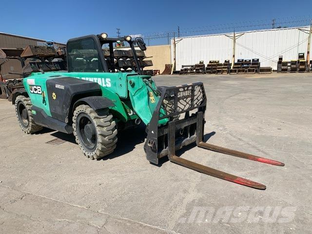 JCB 525-60T4 伸縮臂操作車