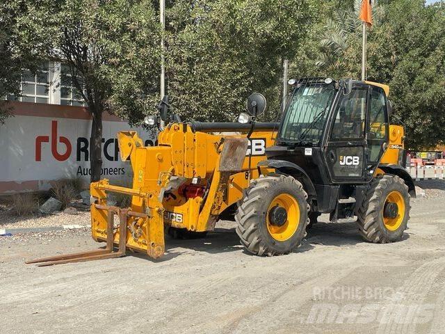 JCB 540-170 伸縮臂操作車