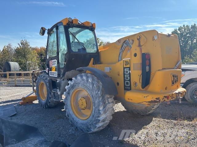 JCB 550-170 伸縮臂操作車