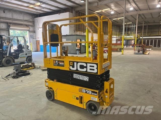 JCB S1930E 剪式升降機