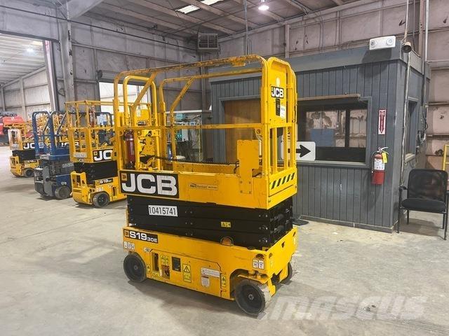 JCB S1930E 剪式升降機