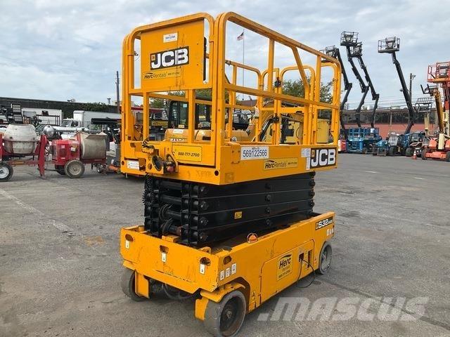 JCB S3246E 剪式升降機