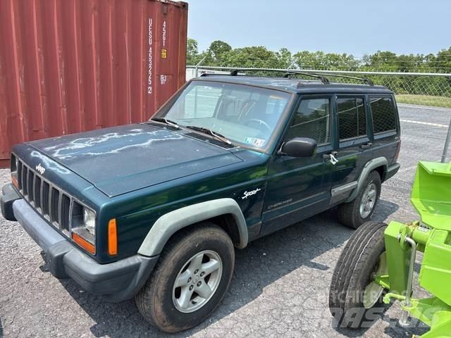 Jeep Cherokee 汽車