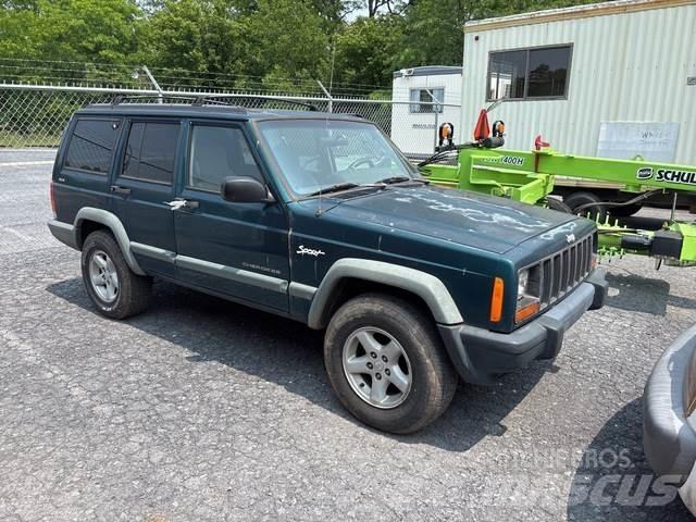 Jeep Cherokee 汽車