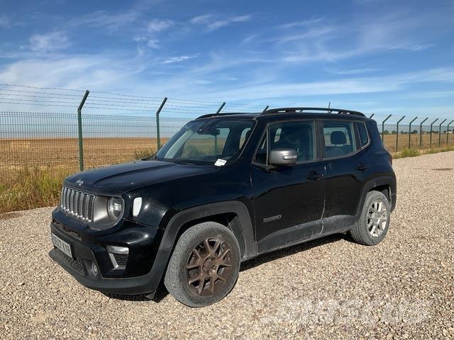 Jeep Renegade 汽車