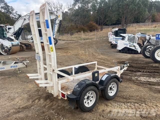 JLG  車輛運輸拖車