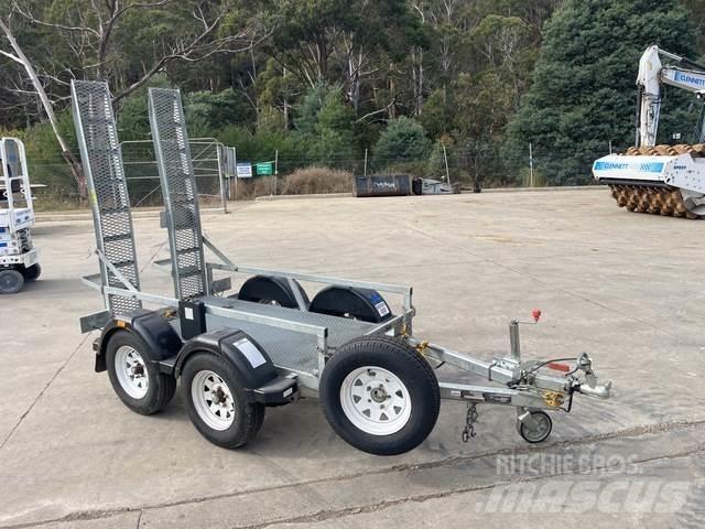 JLG  車輛運輸拖車