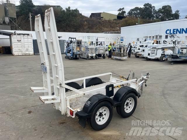 JLG  車輛運輸拖車