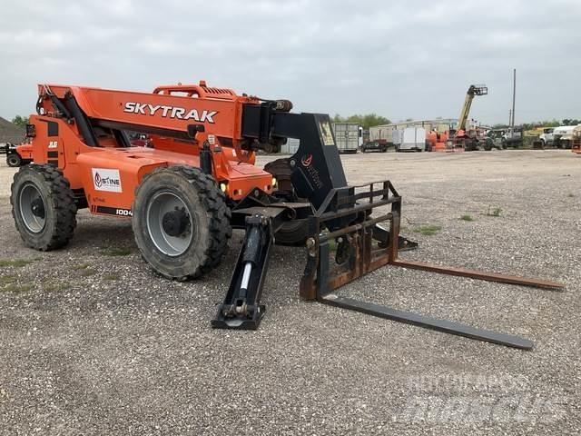 JLG 10042 伸縮臂操作車