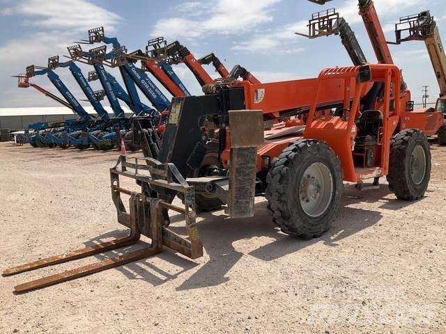 JLG 10042 伸縮臂操作車