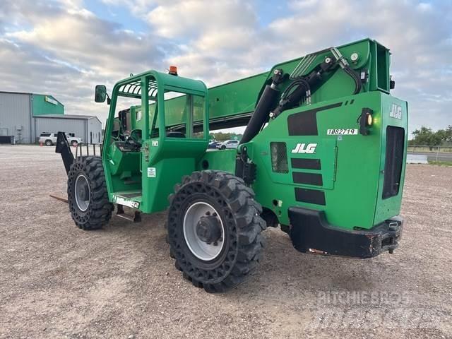 JLG 10042 伸縮臂操作車