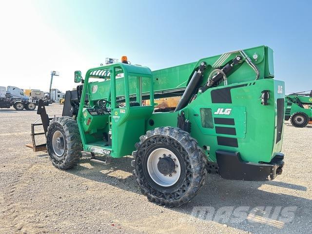 JLG 10042 伸縮臂操作車