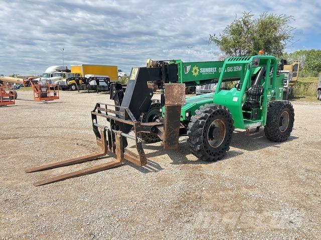 JLG 10042 伸縮臂操作車