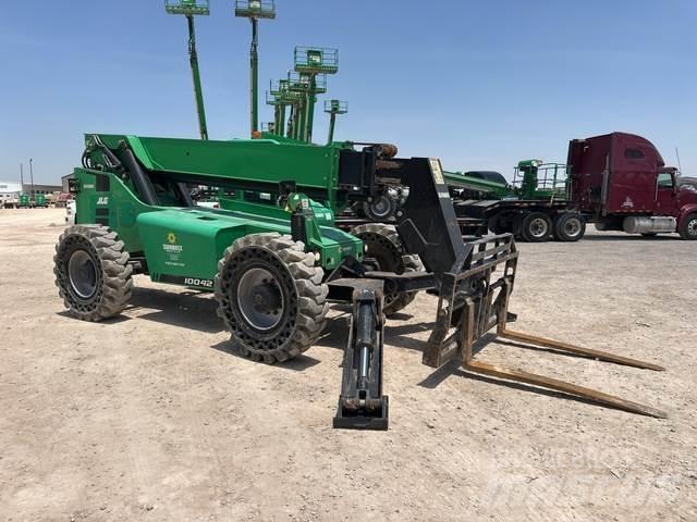 JLG 10042 伸縮臂操作車