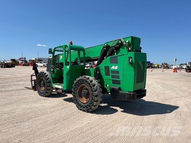 JLG 10042 伸縮臂操作車