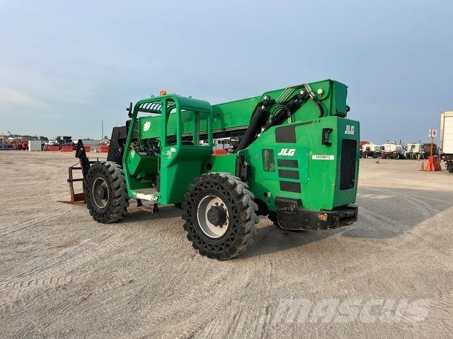 JLG 10042 伸縮臂操作車