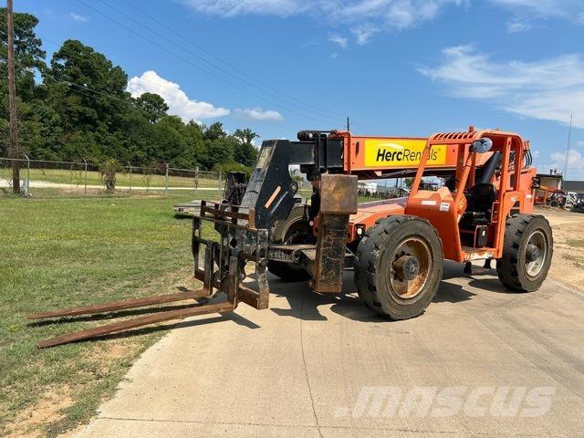JLG 10042 伸縮臂操作車
