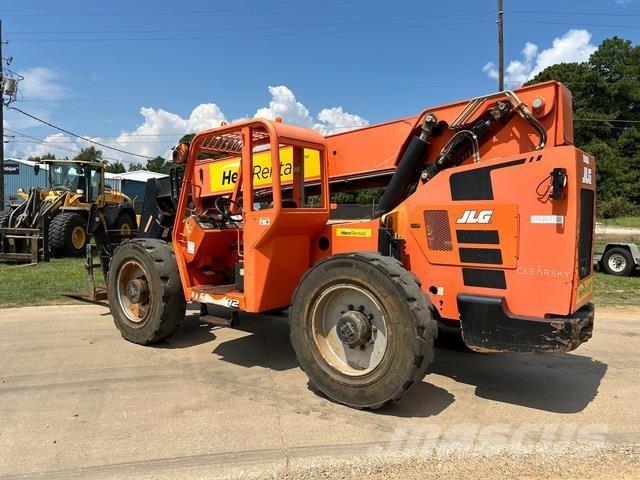 JLG 10042 伸縮臂操作車