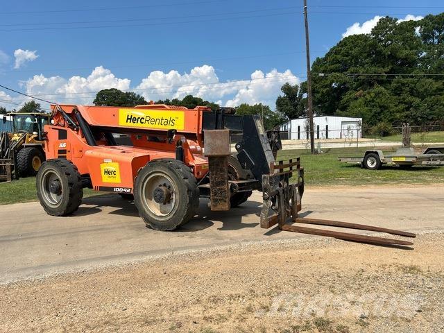 JLG 10042 伸縮臂操作車