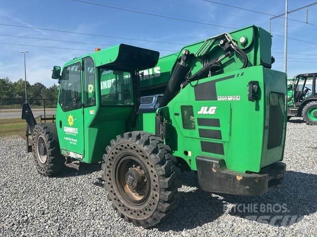 JLG 10054 伸縮臂操作車