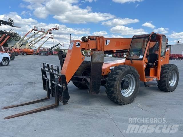 JLG 10054 伸縮臂操作車