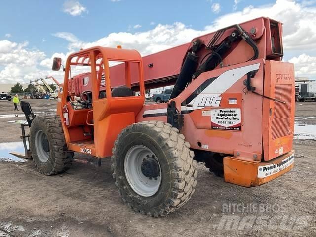 JLG 10054 伸縮臂操作車
