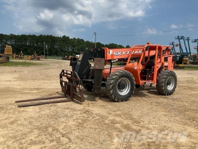 JLG 10054 伸縮臂操作車