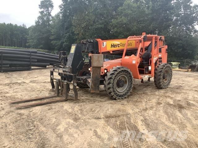 JLG 10054 伸縮臂操作車