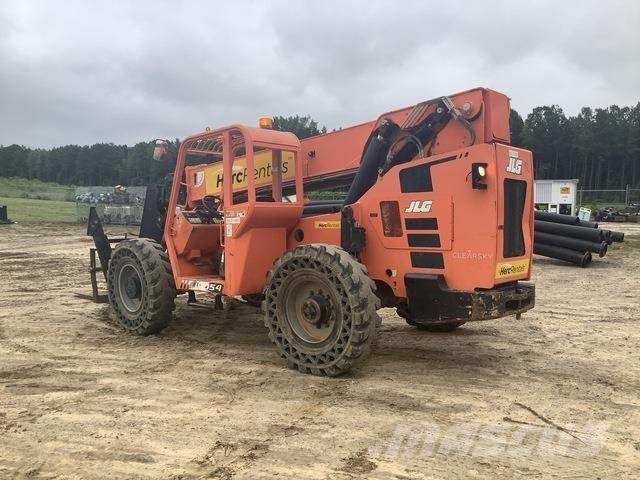 JLG 10054 伸縮臂操作車