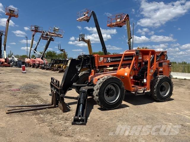JLG 10054 伸縮臂操作車