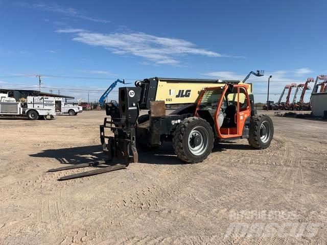 JLG 1055 伸縮臂操作車