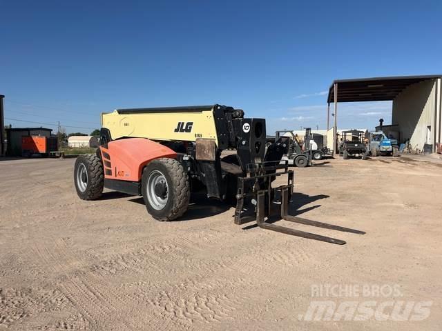 JLG 1055 伸縮臂操作車