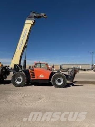 JLG 1055 伸縮臂操作車